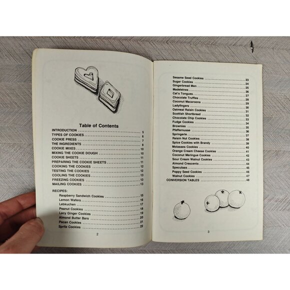 Vintage 1977 Cookie Book Irena Chalmers Baking Cookbook Local Ethnic Recipes - Picture 4 of 6